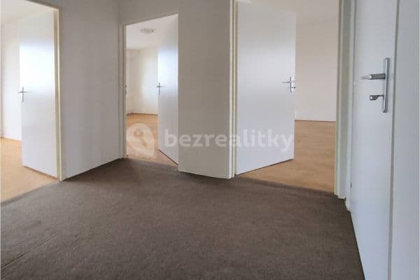 3 bedroom flat to rent, 79 m², Nedvědova, Olomouc