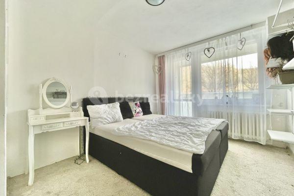 3 bedroom flat for sale, 72 m², Dukelských hrdinů, Krupka, Ústecký Region