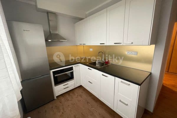 2 bedroom flat to rent, 55 m², Maříkova, Hlavní město Praha