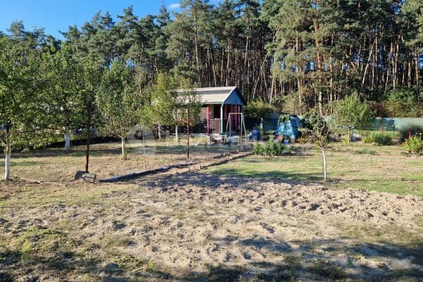 plot for sale, 592 m², 380, Hodonín, Jihomoravský Region