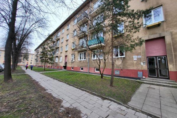 2 bedroom flat to rent, 49 m², Holubova, 