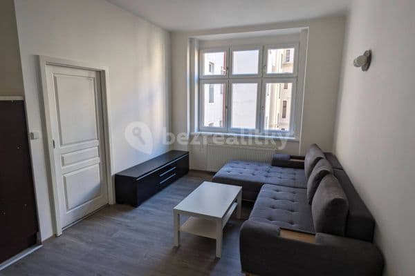 2 bedroom with open-plan kitchen flat to rent, 74 m², Kostelní, Praha