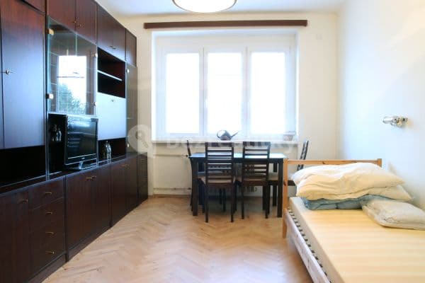 1 bedroom flat to rent, 39 m², Na Hřebenech Ⅱ, Hlavní město Praha