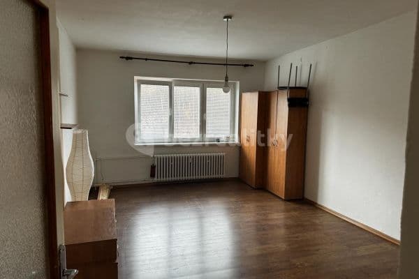 2 bedroom flat to rent, 56 m², nábřeží Jana Palacha, Karlovy Vary