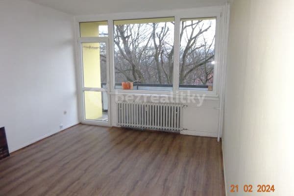 2 bedroom flat to rent, 74 m², U Zámeckého parku, Litvínov