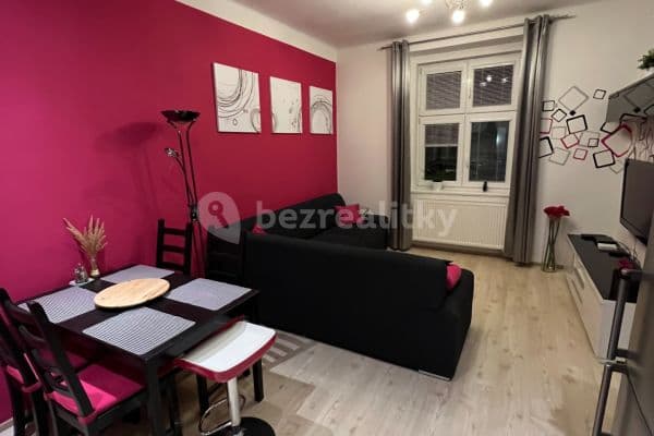 1 bedroom with open-plan kitchen flat to rent, 52 m², Vrchlického, Plzeň