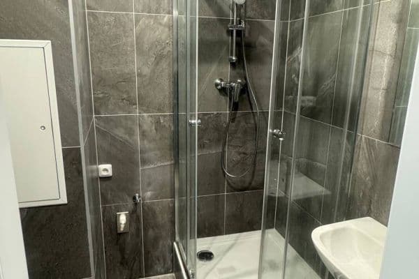 Studio flat to rent, 32 m², Voskovcova, Praha Studio flat to rent, 32 m², Voskovcova, Praha