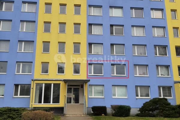 3 bedroom flat to rent, 77 m², Tatarkova, Praha