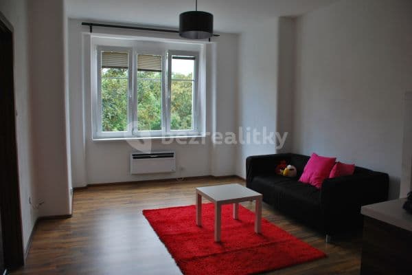 1 bedroom with open-plan kitchen flat to rent, 50 m², Sokolovská, Praha