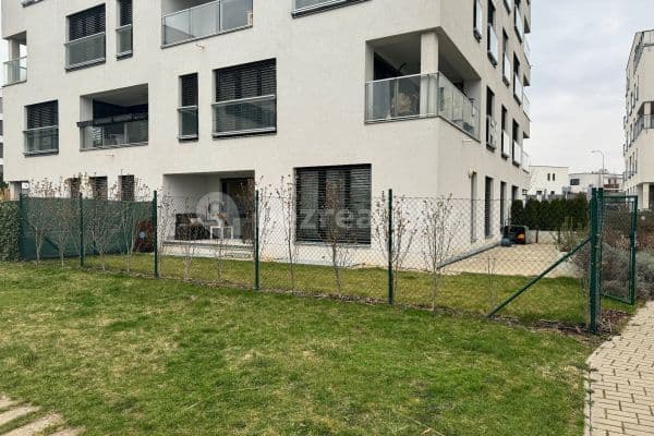 2 bedroom with open-plan kitchen flat to rent, 80 m², Moskalykova, Brno 2 bedroom with open-plan kitchen flat to rent, 80 m², Moskalykova, Brno