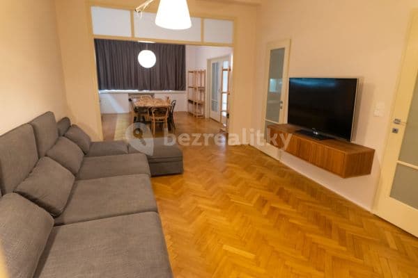 4 bedroom flat to rent, 123 m², Stroupežnického, Hlavní město Praha