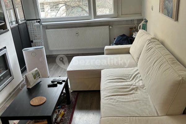 1 bedroom with open-plan kitchen flat for sale, 41 m², Na Vrších, Hlavní město Praha