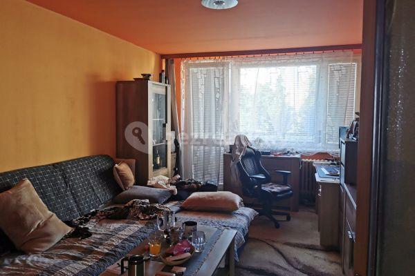 3 bedroom flat for sale, 78 m², Chalupkova, Praha