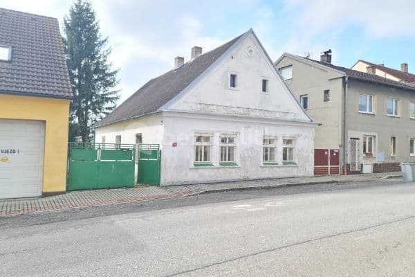 house for sale, 195 m², Chýnovská, Tábor