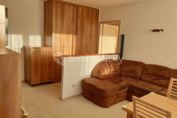 3 bedroom flat to rent, 54 m², U Sluncové, Hlavní město Praha