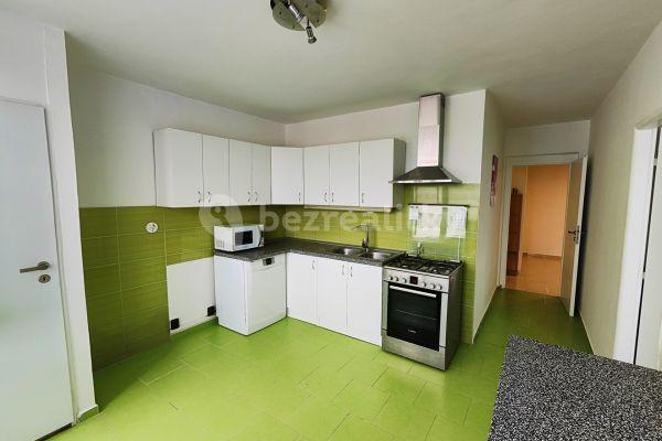 3 bedroom flat to rent, 79 m², Čechovská, Příbram