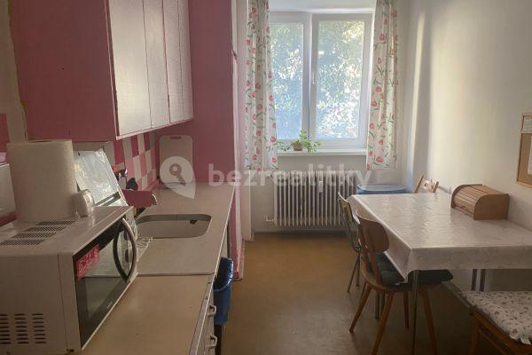 2 bedroom flat to rent, 56 m², Počátecká, Hlavní město Praha