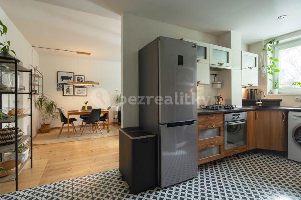 2 bedroom with open-plan kitchen flat for sale, 75 m², Lobezská, Plzeň