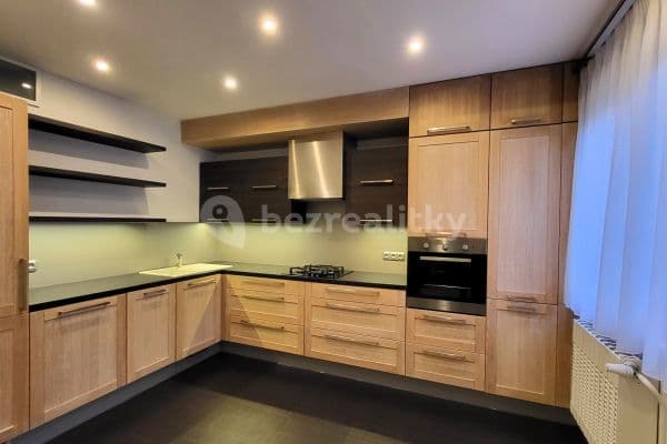 1 bedroom with open-plan kitchen flat to rent, 66 m², Herálecká Ⅳ, Hlavní město Praha 1 bedroom with open-plan kitchen flat to rent, 66 m², Herálecká Ⅳ, Hlavní město Praha