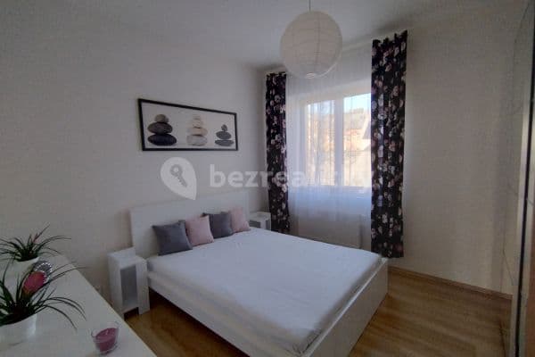 1 bedroom with open-plan kitchen flat to rent, 40 m², Hřímalého, Plzeň