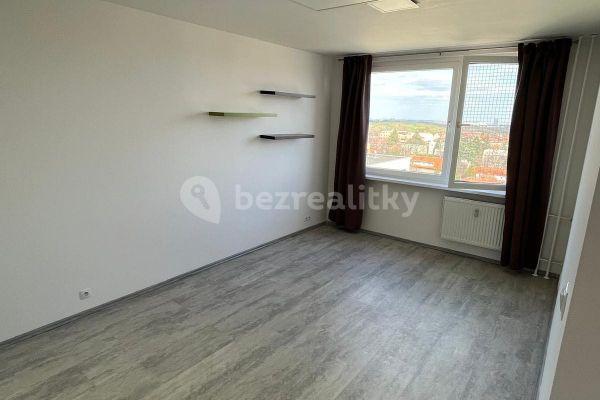 1 bedroom with open-plan kitchen flat to rent, 42 m², Žukovského, Praha