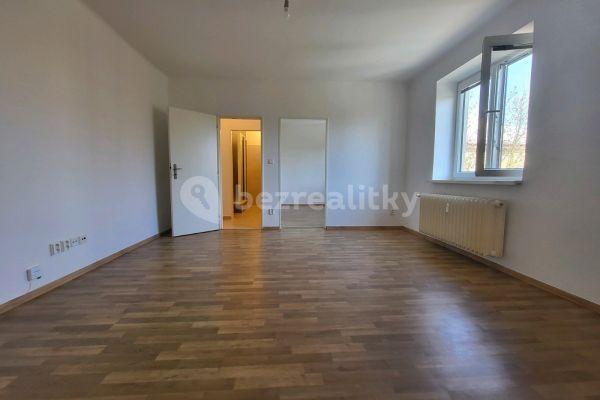 1 bedroom with open-plan kitchen flat to rent, 40 m², U Stromovky, 