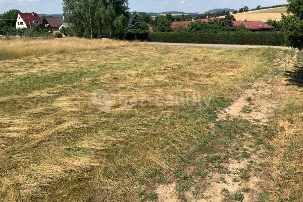 plot for sale, 1,007 m², Bystřice