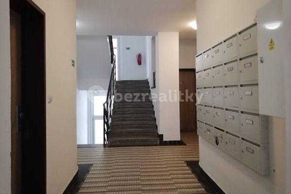 3 bedroom with open-plan kitchen flat to rent, 128 m², Ke Krči, Hlavní město Praha