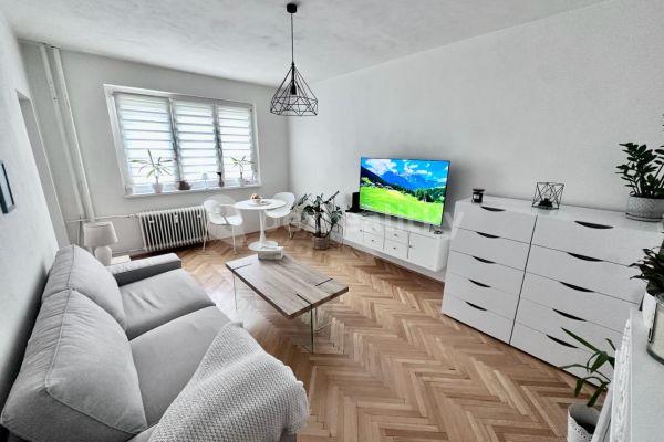 2 bedroom flat for sale, 54 m², Jaroslava Vrchlického, 
