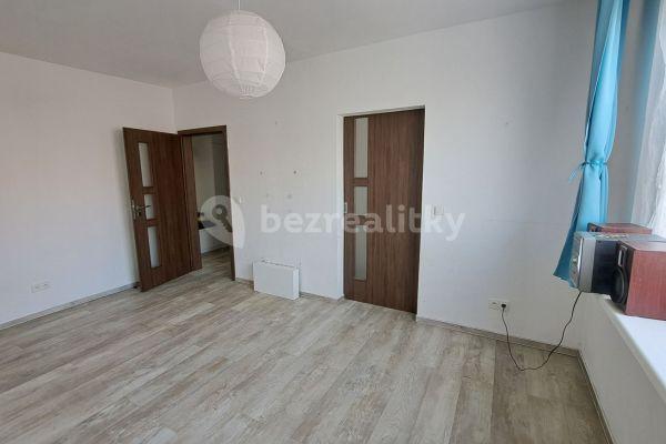 2 bedroom flat to rent, 57 m², Sezemická, Hradec Králové