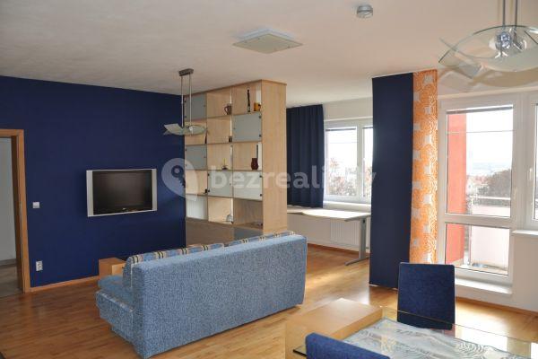 1 bedroom with open-plan kitchen flat to rent, 70 m², Trýbova, Brno