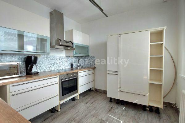 4 bedroom flat for sale, 78 m², Luční, 