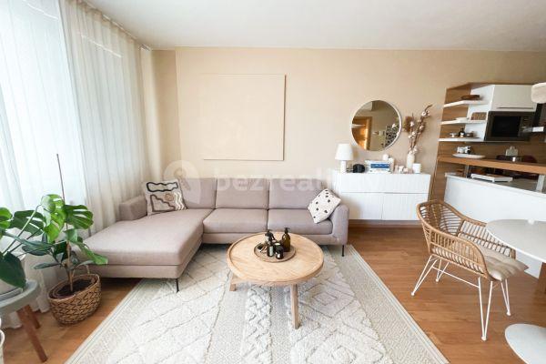 2 bedroom flat to rent, 50 m², Budatínska, Petržalka