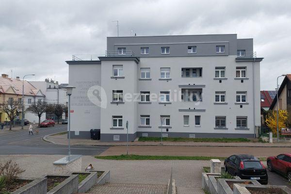 1 bedroom with open-plan kitchen flat to rent, 55 m², Masarykova, Plzeň