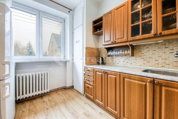 2 bedroom with open-plan kitchen flat for sale, 76 m², Brožíkova, 