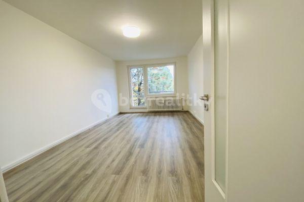 3 bedroom flat to rent, 78 m², Cholevova, 