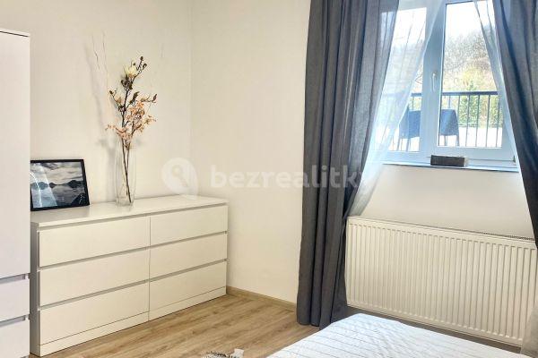1 bedroom with open-plan kitchen flat to rent, 75 m², Prosecká, Praha