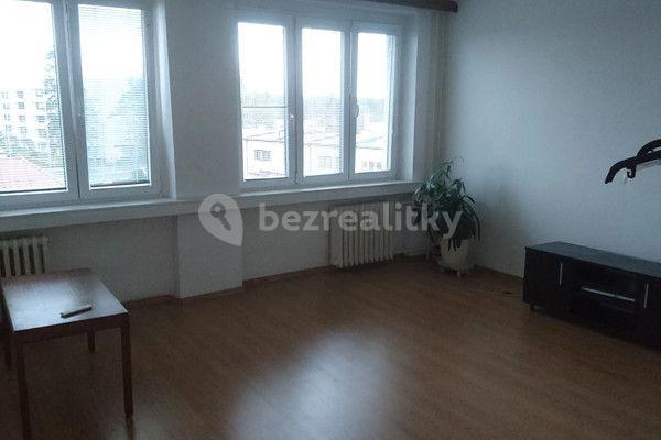 2 bedroom with open-plan kitchen flat to rent, 82 m², Čajkovského, Hradec Králové