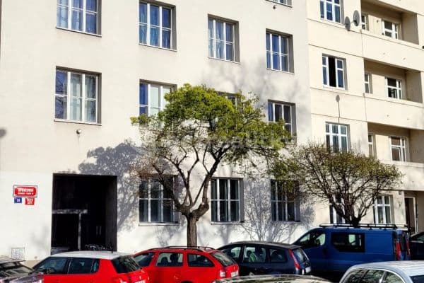 Studio flat to rent, 21 m², Sportovní, Praha Studio flat to rent, 21 m², Sportovní, Praha