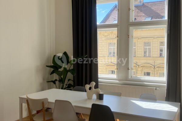 2 bedroom with open-plan kitchen flat to rent, 65 m², U Nikolajky, Hlavní město Praha