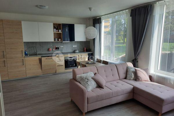 1 bedroom with open-plan kitchen flat for sale, 57 m², Otakara Kubína, Boskovice