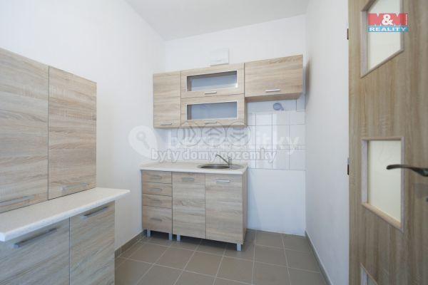 1 bedroom with open-plan kitchen flat for sale, 37 m², Obuvnická, 
