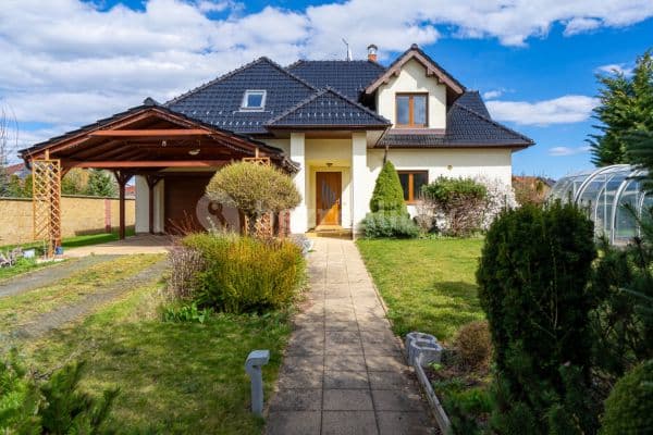 house for sale, 255 m², V Domkách, 