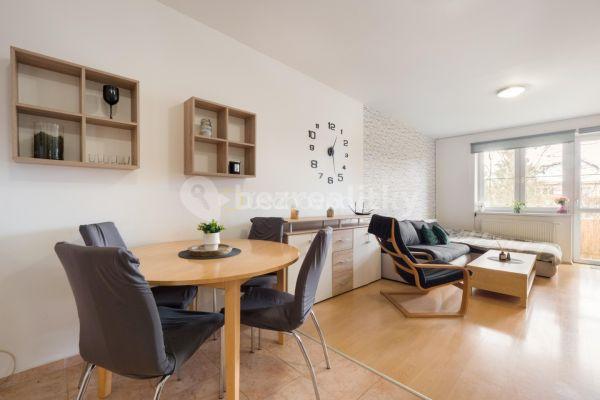 1 bedroom with open-plan kitchen flat for sale, 50 m², Nádvorní, Liberec, Liberecký Region