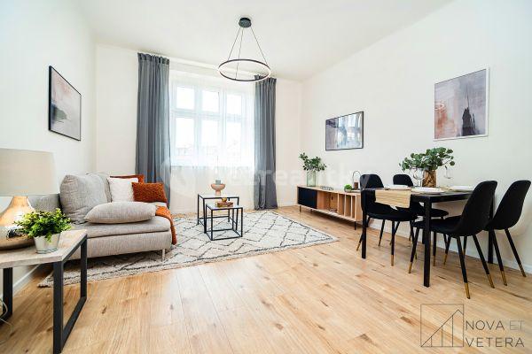 1 bedroom with open-plan kitchen flat for sale, 58 m², Staňkova, Brno