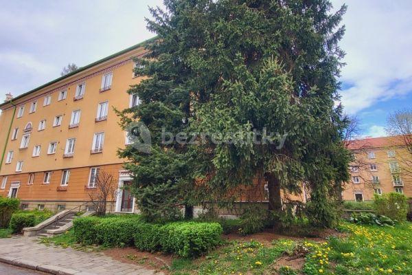 2 bedroom flat to rent, 53 m², Hybešova, 
