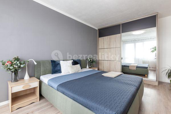 3 bedroom flat for sale, 79 m², Na Výsluní, 