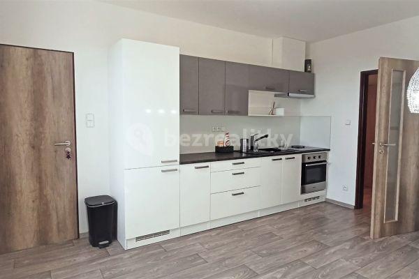 1 bedroom with open-plan kitchen flat to rent, 38 m², Spořická, Hlavní město Praha