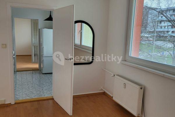 3 bedroom flat to rent, 78 m², Wassermannova, Hlavní město Praha