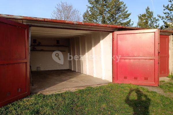 garage to rent, 15 m², Brno, Jihomoravský Region